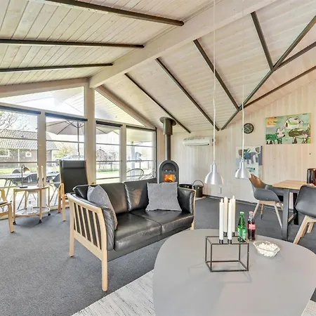 Dom wakacyjny Martina - 560m To The Fjord By Interhome